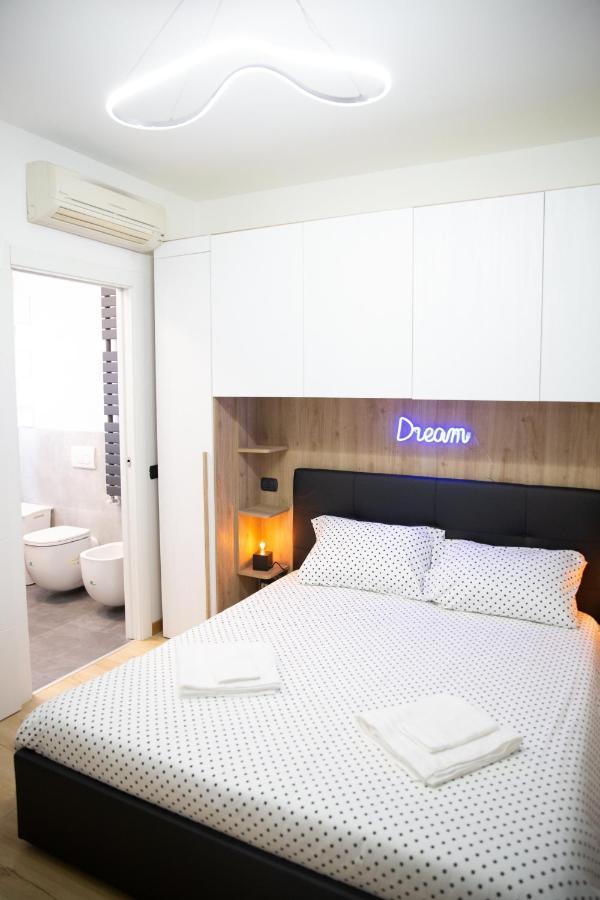 Sweet House Meda Apartment มิลาน ภายนอก รูปภาพ