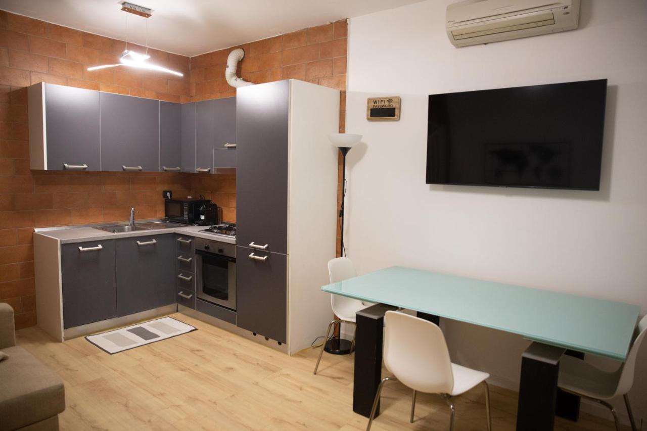 Sweet House Meda Apartment มิลาน ภายนอก รูปภาพ
